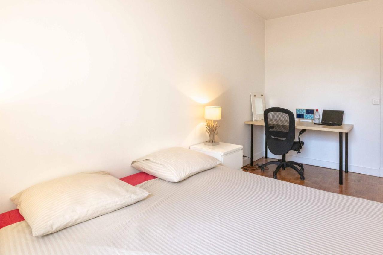 Paris City - Spacious 3 Rooms Flat For Families - 3 Minutes From Metro Station Luaran gambar